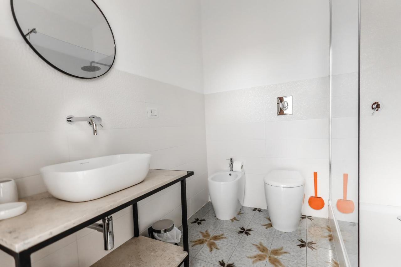 2 Santi - Suite And Rooms Lecce Exterior foto